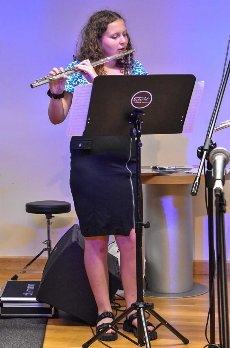 Zdjęcie w galerii na portalu naszraciborz.pl: Muzyczny finał roku szkolnego. Uczniowie Fulnart z koncertem na Zamku Piastowskim wiadomości z regionu