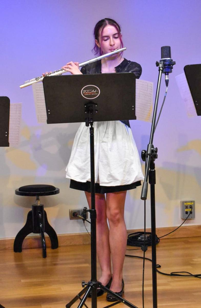 Zdjęcie w galerii na portalu naszraciborz.pl: Muzyczny finał roku szkolnego. Uczniowie Fulnart z koncertem na Zamku Piastowskim wiadomości z regionu