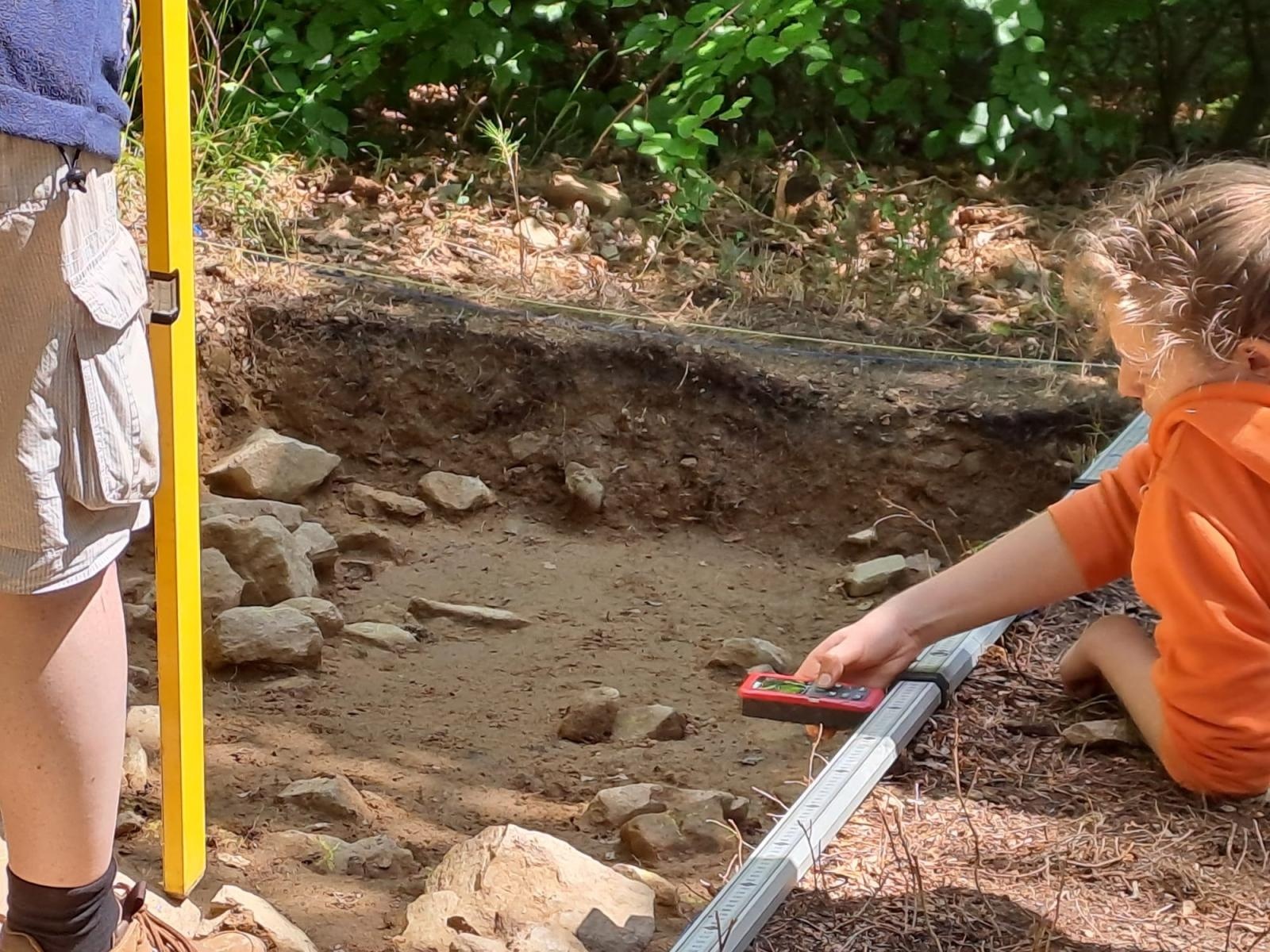 Zdjęcie w galerii na portalu naszraciborz.pl: Wakacje w Powiecie Raciborskim - zamkowe warsztaty i spotkania z archeologią [ZAPROSZENIE] wiadomości z regionu