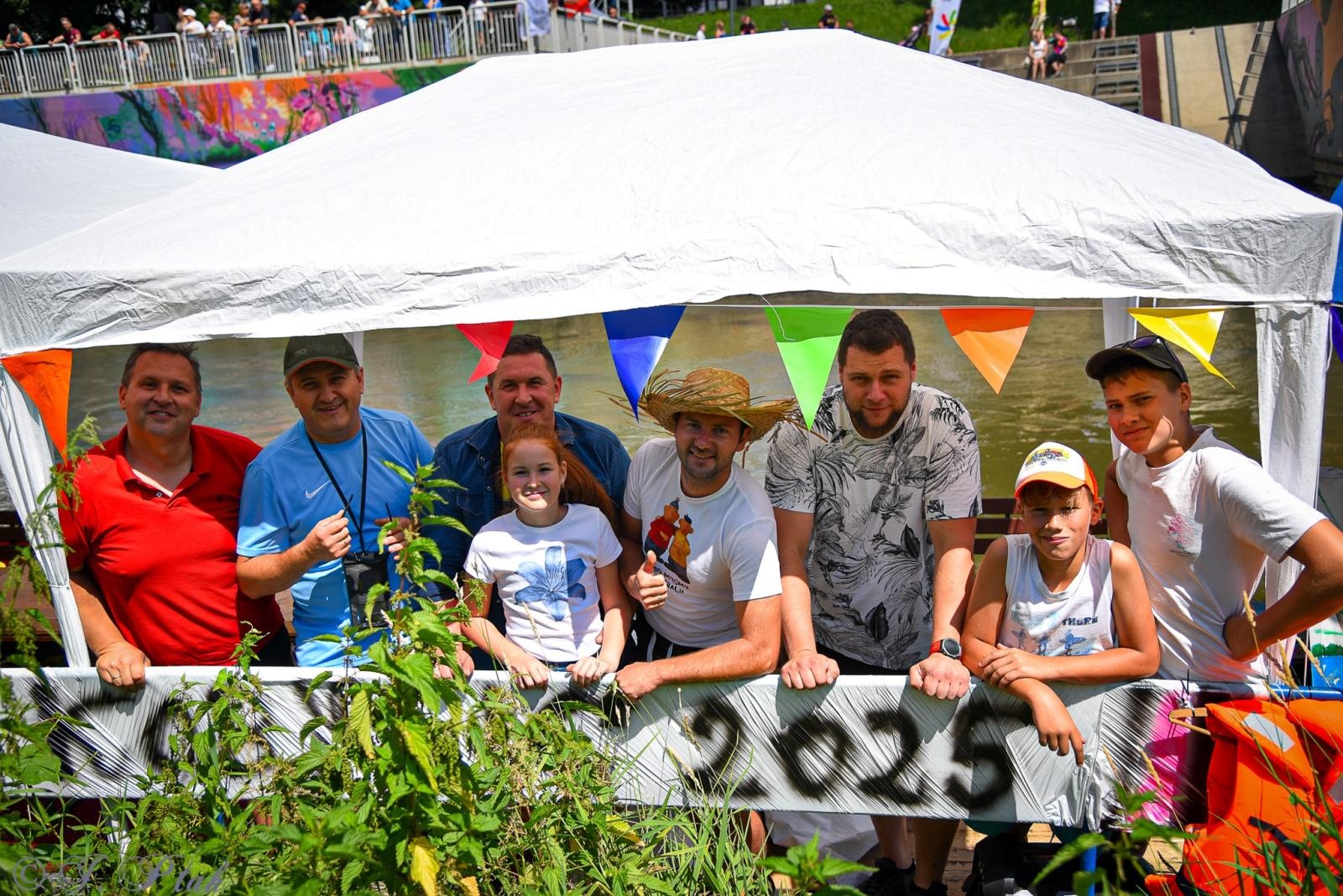 Zdjęcie w galerii na portalu naszraciborz.pl: Pływadło na bis. Jedyna taka flota w Polsce znów na Odrze [FOTO i WIDEO] wiadomości z regionu