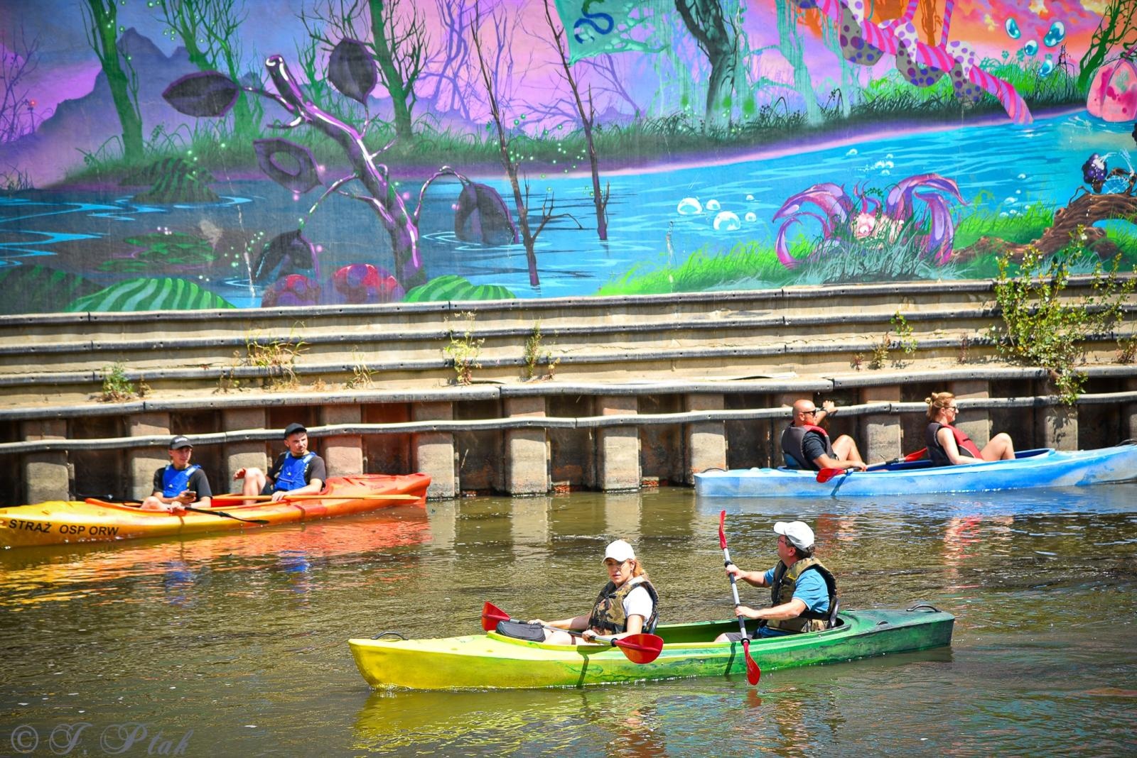 Zdjęcie w galerii na portalu naszraciborz.pl: Pływadło na bis. Jedyna taka flota w Polsce znów na Odrze [FOTO i WIDEO] wiadomości z regionu