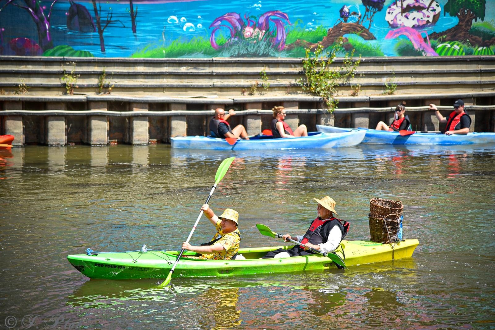 Zdjęcie w galerii na portalu naszraciborz.pl: Pływadło na bis. Jedyna taka flota w Polsce znów na Odrze [FOTO i WIDEO] wiadomości z regionu