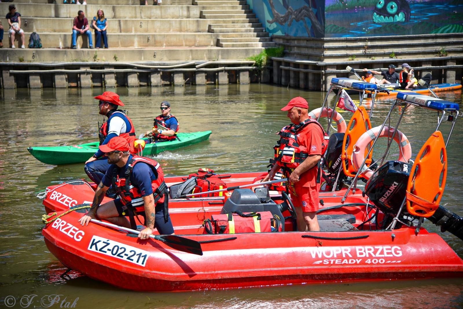 Zdjęcie w galerii na portalu naszraciborz.pl: Pływadło na bis. Jedyna taka flota w Polsce znów na Odrze [FOTO i WIDEO] wiadomości z regionu