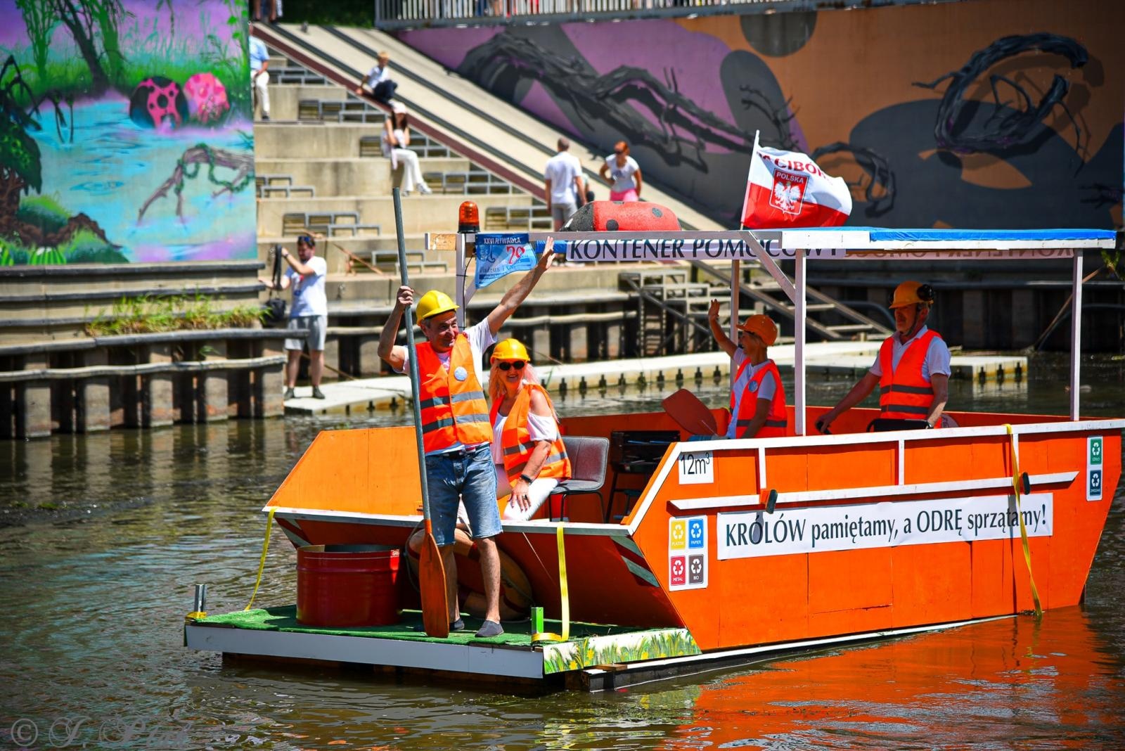 Zdjęcie w galerii na portalu naszraciborz.pl: Pływadło na bis. Jedyna taka flota w Polsce znów na Odrze [FOTO i WIDEO] wiadomości z regionu