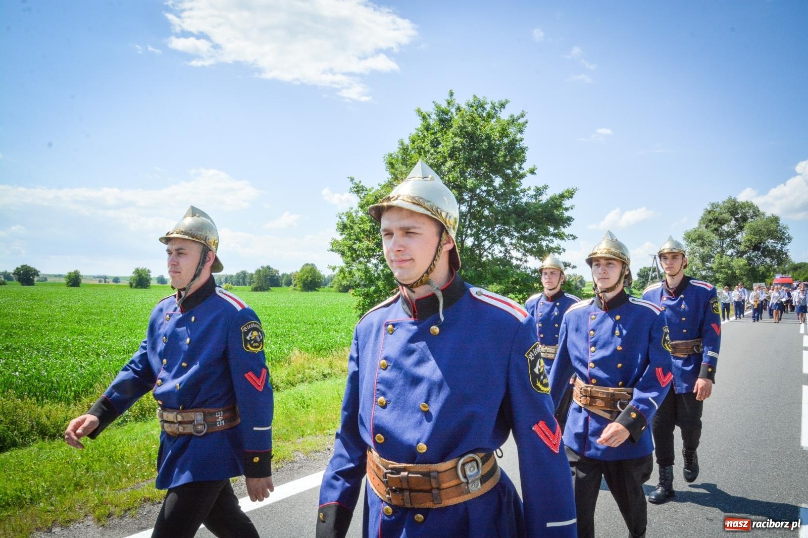 Zdjęcie w galerii na portalu naszraciborz.pl: Sikawki konne w akcji. Bieńkowice gospodarzem XVI Międzynarodowych Zawodów wiadomości z regionu
