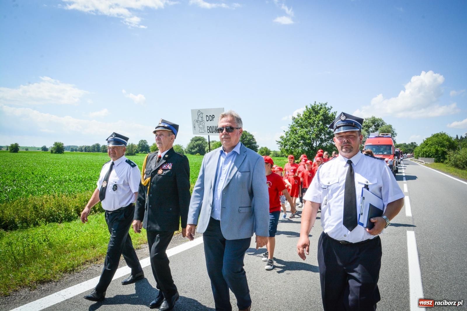 Zdjęcie w galerii na portalu naszraciborz.pl: Sikawki konne w akcji. Bieńkowice gospodarzem XVI Międzynarodowych Zawodów wiadomości z regionu
