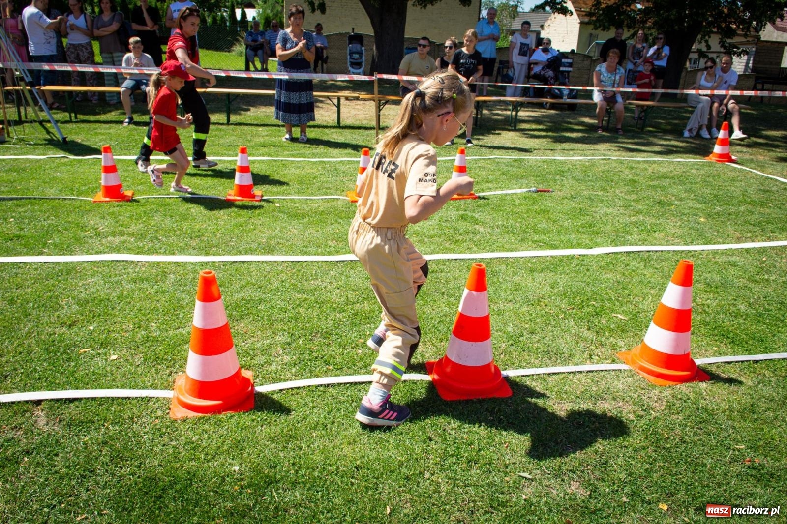 Zdjęcie w galerii na portalu naszraciborz.pl: Młodzi druhowie rywalizowali w Samborowicach. II Zawody Dziecięcych Drużyn Pożarniczych za nami wiadomości z regionu