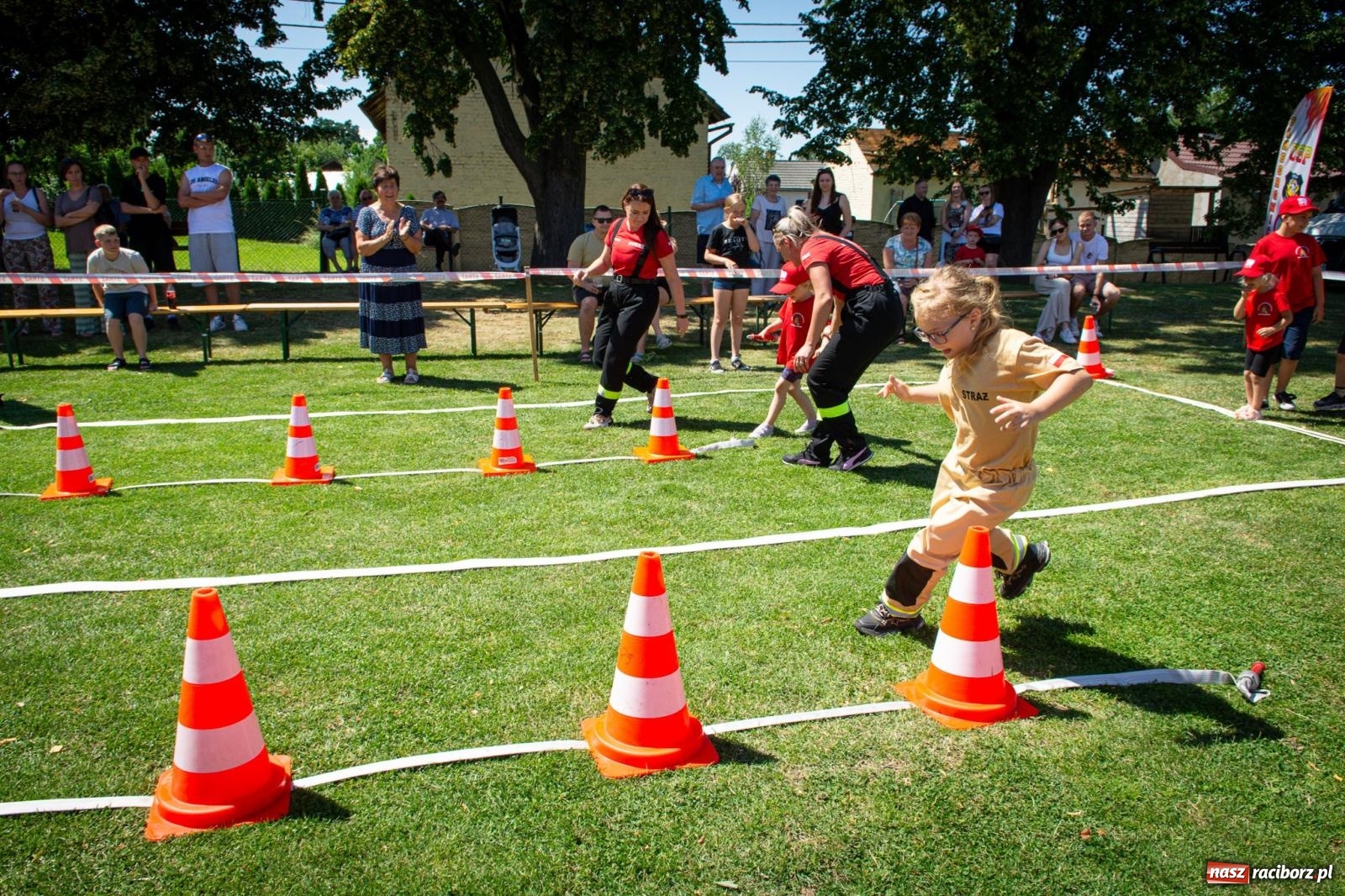Zdjęcie w galerii na portalu naszraciborz.pl: Młodzi druhowie rywalizowali w Samborowicach. II Zawody Dziecięcych Drużyn Pożarniczych za nami wiadomości z regionu