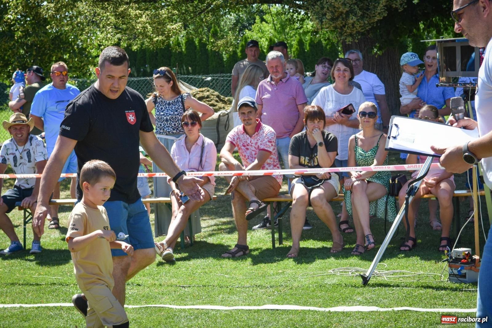 Zdjęcie w galerii na portalu naszraciborz.pl: Młodzi druhowie rywalizowali w Samborowicach. II Zawody Dziecięcych Drużyn Pożarniczych za nami wiadomości z regionu