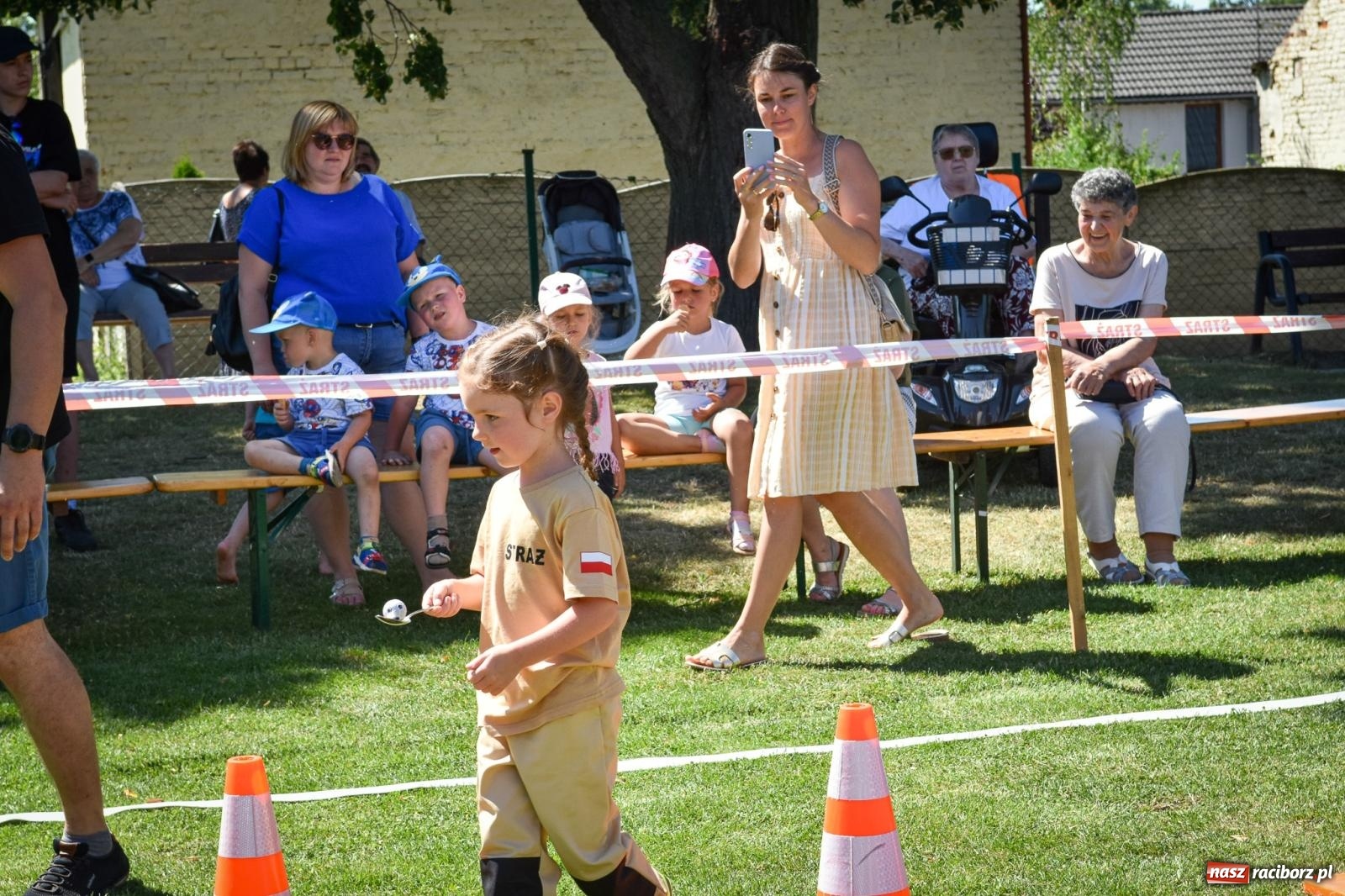 Zdjęcie w galerii na portalu naszraciborz.pl: Młodzi druhowie rywalizowali w Samborowicach. II Zawody Dziecięcych Drużyn Pożarniczych za nami wiadomości z regionu