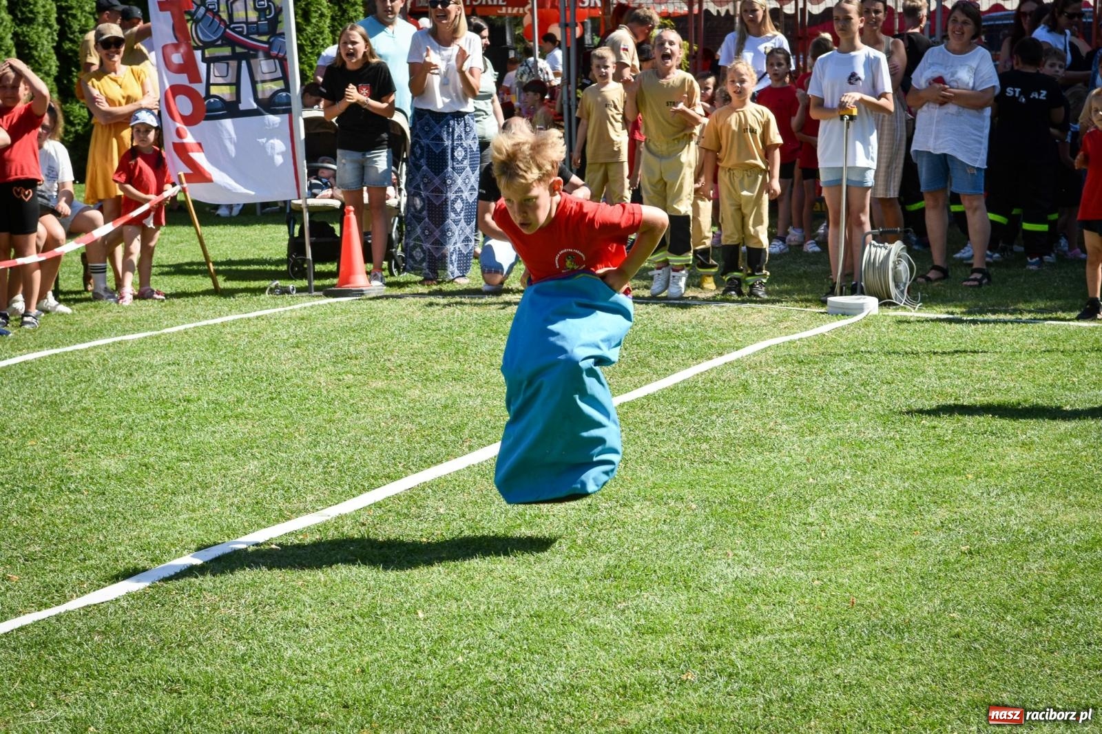 Zdjęcie w galerii na portalu naszraciborz.pl: Młodzi druhowie rywalizowali w Samborowicach. II Zawody Dziecięcych Drużyn Pożarniczych za nami wiadomości z regionu