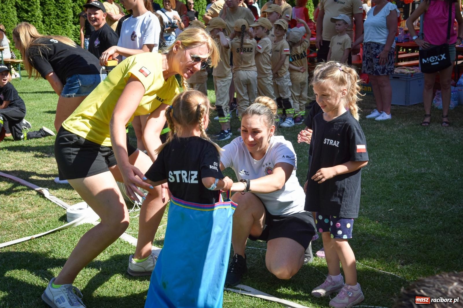 Zdjęcie w galerii na portalu naszraciborz.pl: Młodzi druhowie rywalizowali w Samborowicach. II Zawody Dziecięcych Drużyn Pożarniczych za nami wiadomości z regionu