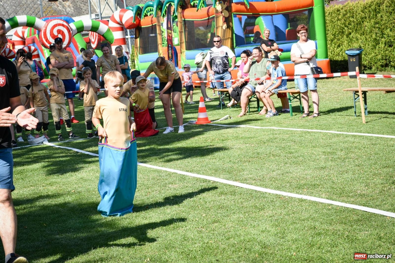 Zdjęcie w galerii na portalu naszraciborz.pl: Młodzi druhowie rywalizowali w Samborowicach. II Zawody Dziecięcych Drużyn Pożarniczych za nami wiadomości z regionu