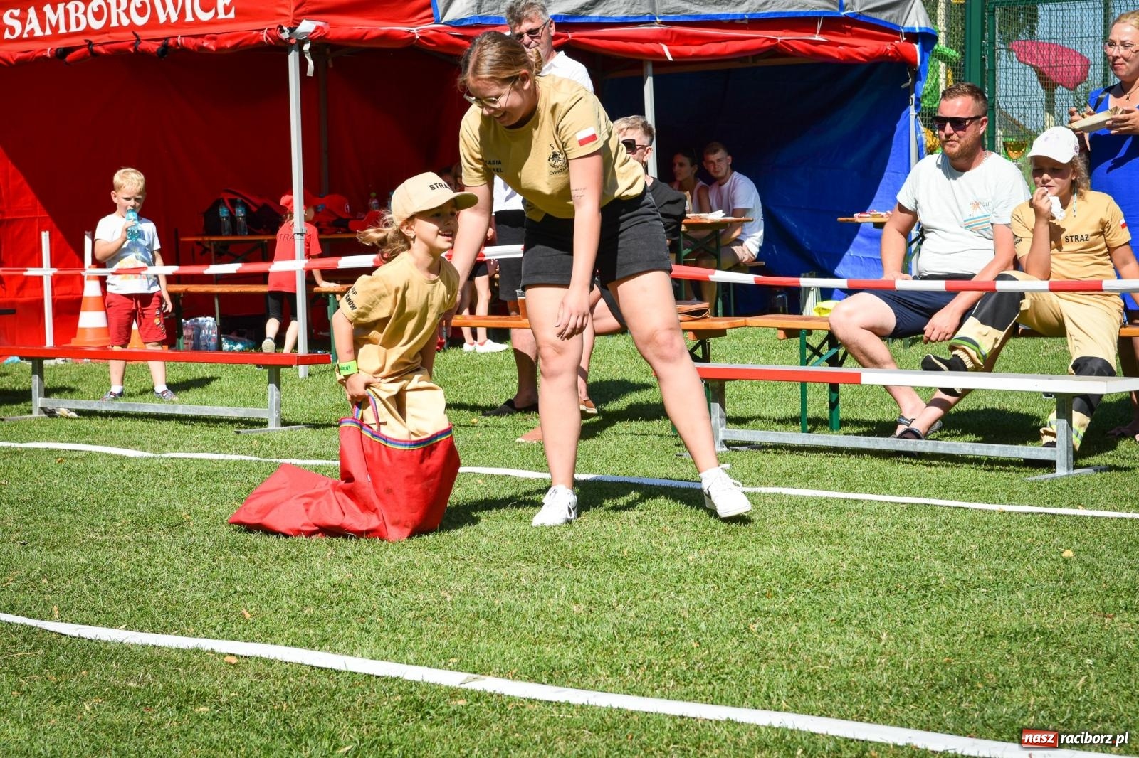 Zdjęcie w galerii na portalu naszraciborz.pl: Młodzi druhowie rywalizowali w Samborowicach. II Zawody Dziecięcych Drużyn Pożarniczych za nami wiadomości z regionu