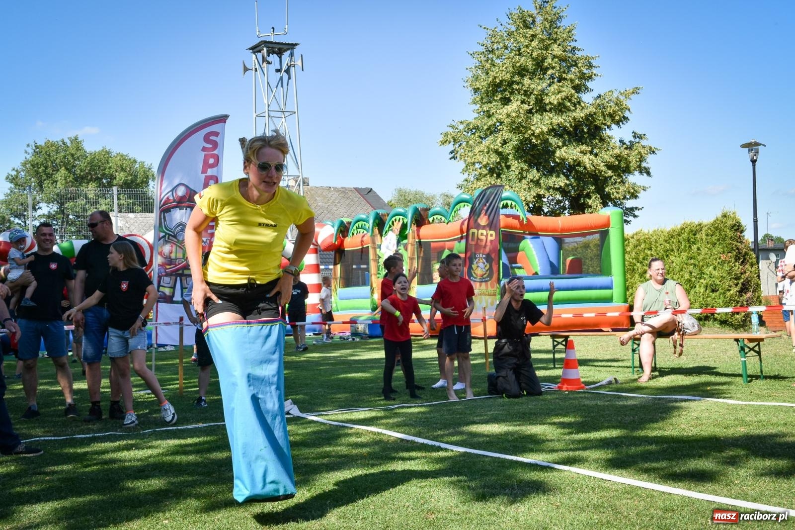 Zdjęcie w galerii na portalu naszraciborz.pl: Młodzi druhowie rywalizowali w Samborowicach. II Zawody Dziecięcych Drużyn Pożarniczych za nami wiadomości z regionu