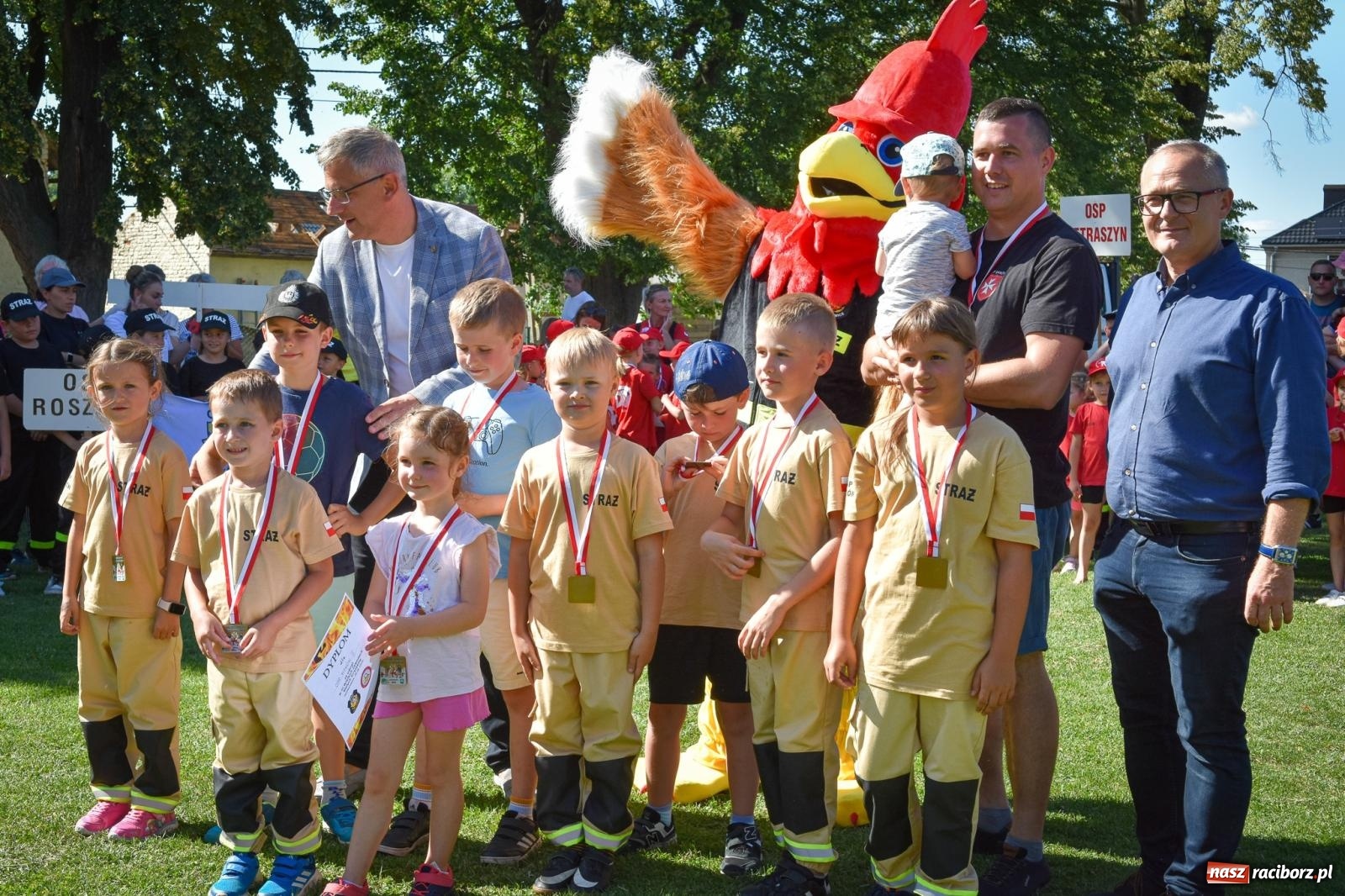 Zdjęcie w galerii na portalu naszraciborz.pl: Młodzi druhowie rywalizowali w Samborowicach. II Zawody Dziecięcych Drużyn Pożarniczych za nami wiadomości z regionu