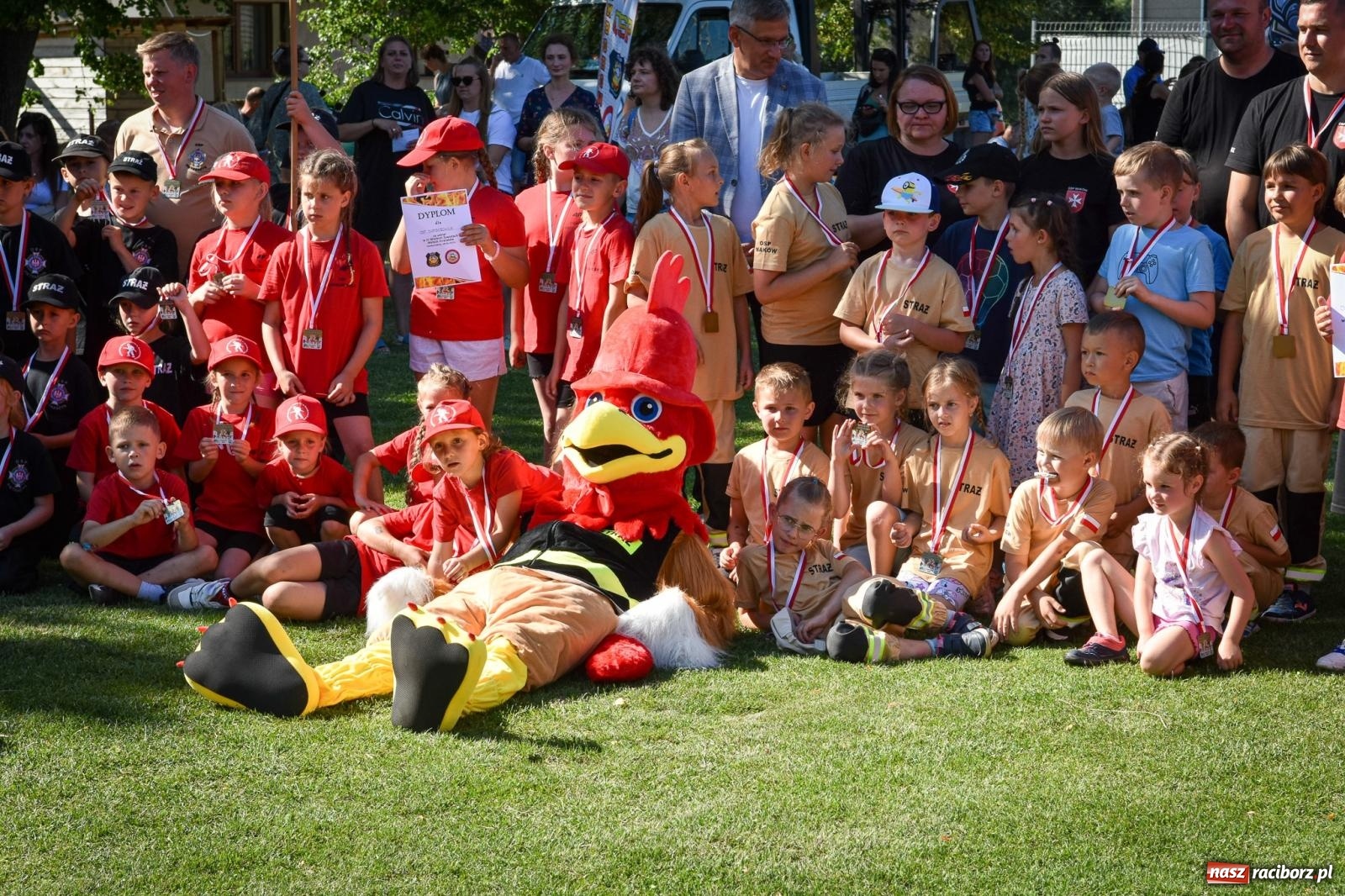Zdjęcie w galerii na portalu naszraciborz.pl: Młodzi druhowie rywalizowali w Samborowicach. II Zawody Dziecięcych Drużyn Pożarniczych za nami wiadomości z regionu