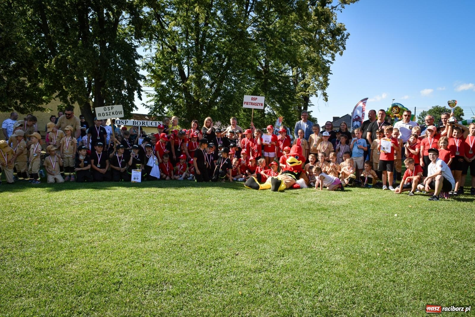 Zdjęcie w galerii na portalu naszraciborz.pl: Młodzi druhowie rywalizowali w Samborowicach. II Zawody Dziecięcych Drużyn Pożarniczych za nami wiadomości z regionu