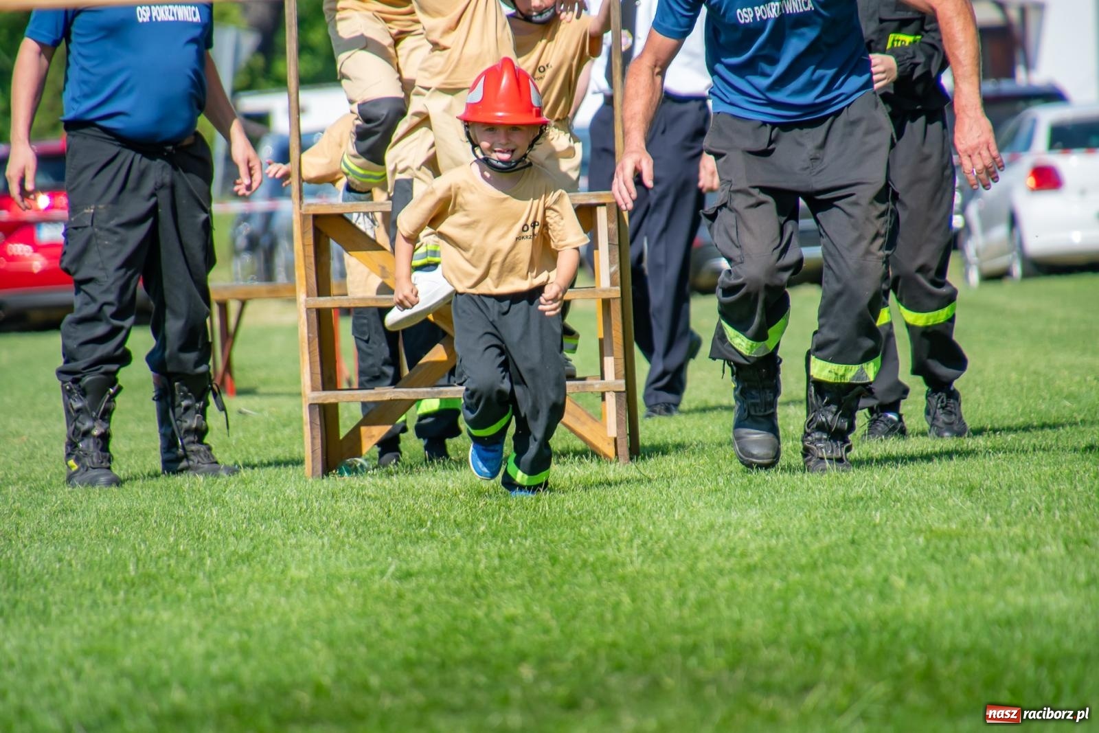 Zdjęcie w galerii na portalu naszraciborz.pl: Tradycja, rywalizacja i historia – Międzynarodowe Zawody Sikawek Konnych o Puchar Wójta Gminy Krzyżanowice w Bieńkowicach [FOTO i WIDEO] wiadomości z regionu