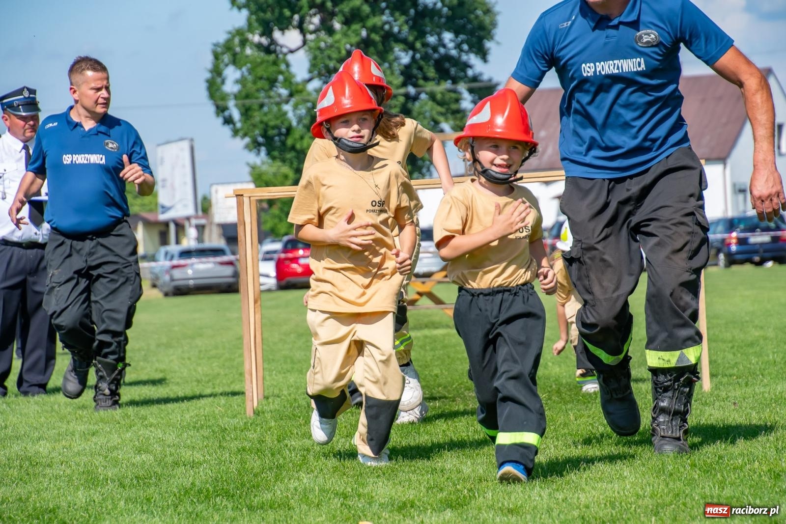 Zdjęcie w galerii na portalu naszraciborz.pl: Tradycja, rywalizacja i historia – Międzynarodowe Zawody Sikawek Konnych o Puchar Wójta Gminy Krzyżanowice w Bieńkowicach [FOTO i WIDEO] wiadomości z regionu