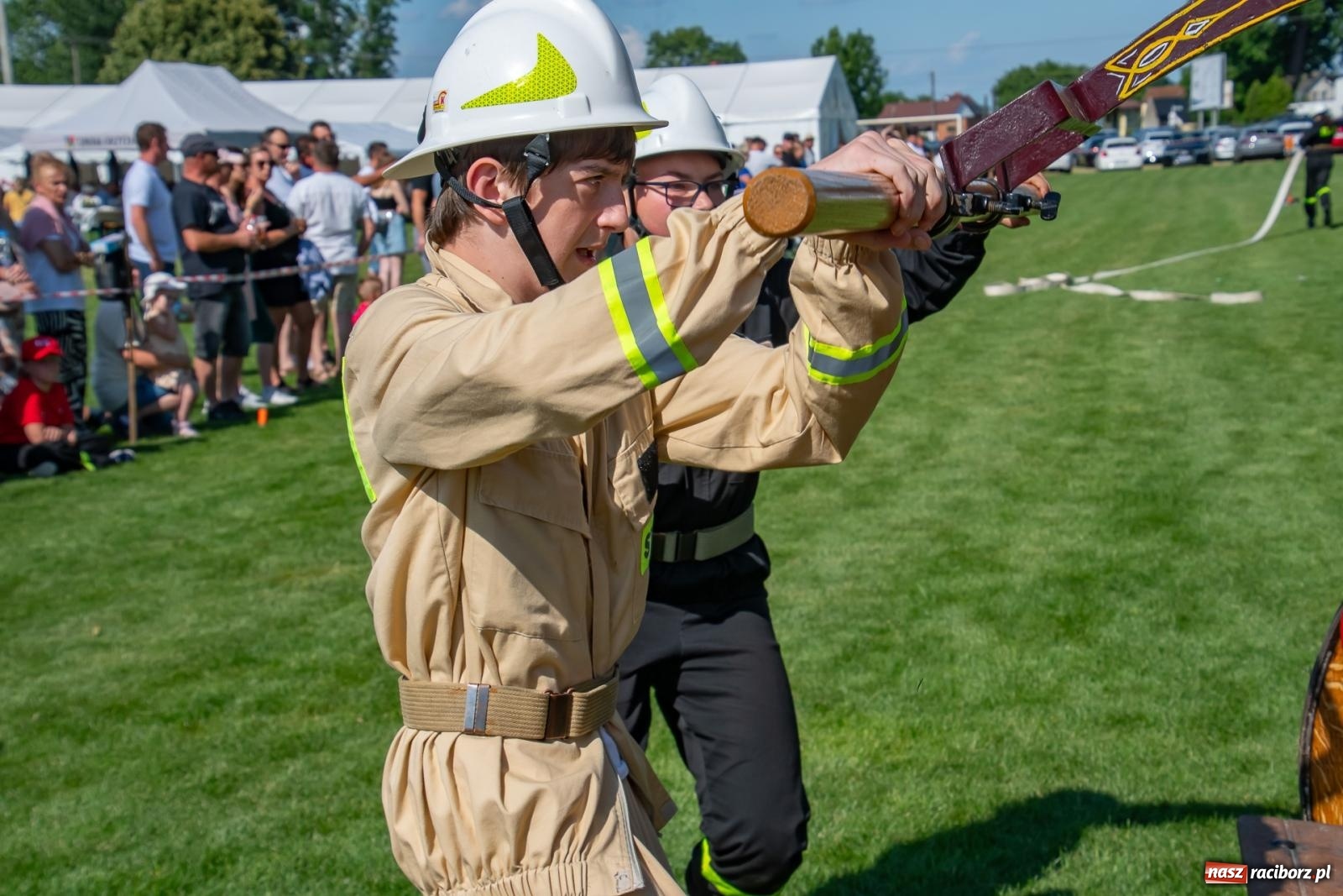 Zdjęcie w galerii na portalu naszraciborz.pl: Tradycja, rywalizacja i historia – Międzynarodowe Zawody Sikawek Konnych o Puchar Wójta Gminy Krzyżanowice w Bieńkowicach [FOTO i WIDEO] wiadomości z regionu