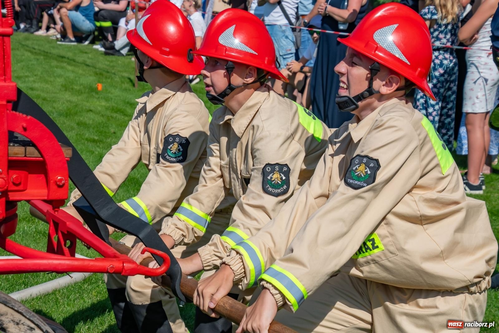 Zdjęcie w galerii na portalu naszraciborz.pl: Tradycja, rywalizacja i historia – Międzynarodowe Zawody Sikawek Konnych o Puchar Wójta Gminy Krzyżanowice w Bieńkowicach [FOTO i WIDEO] wiadomości z regionu