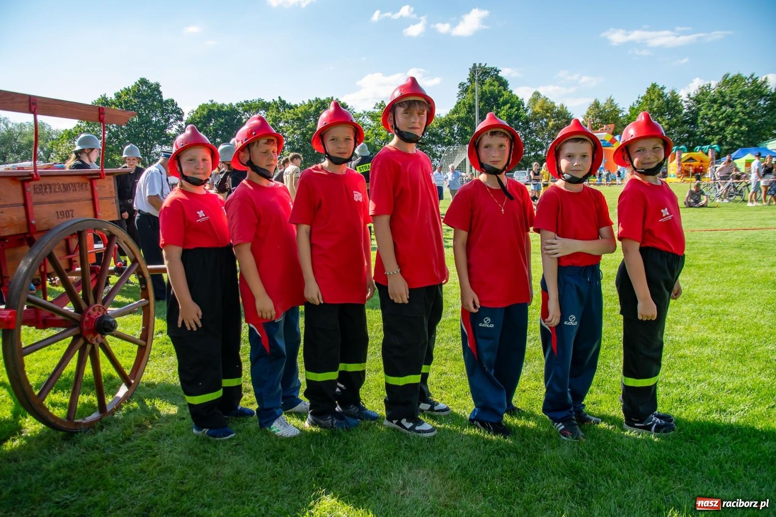 Zdjęcie w galerii na portalu naszraciborz.pl: Tradycja, rywalizacja i historia – Międzynarodowe Zawody Sikawek Konnych o Puchar Wójta Gminy Krzyżanowice w Bieńkowicach [FOTO i WIDEO] wiadomości z regionu