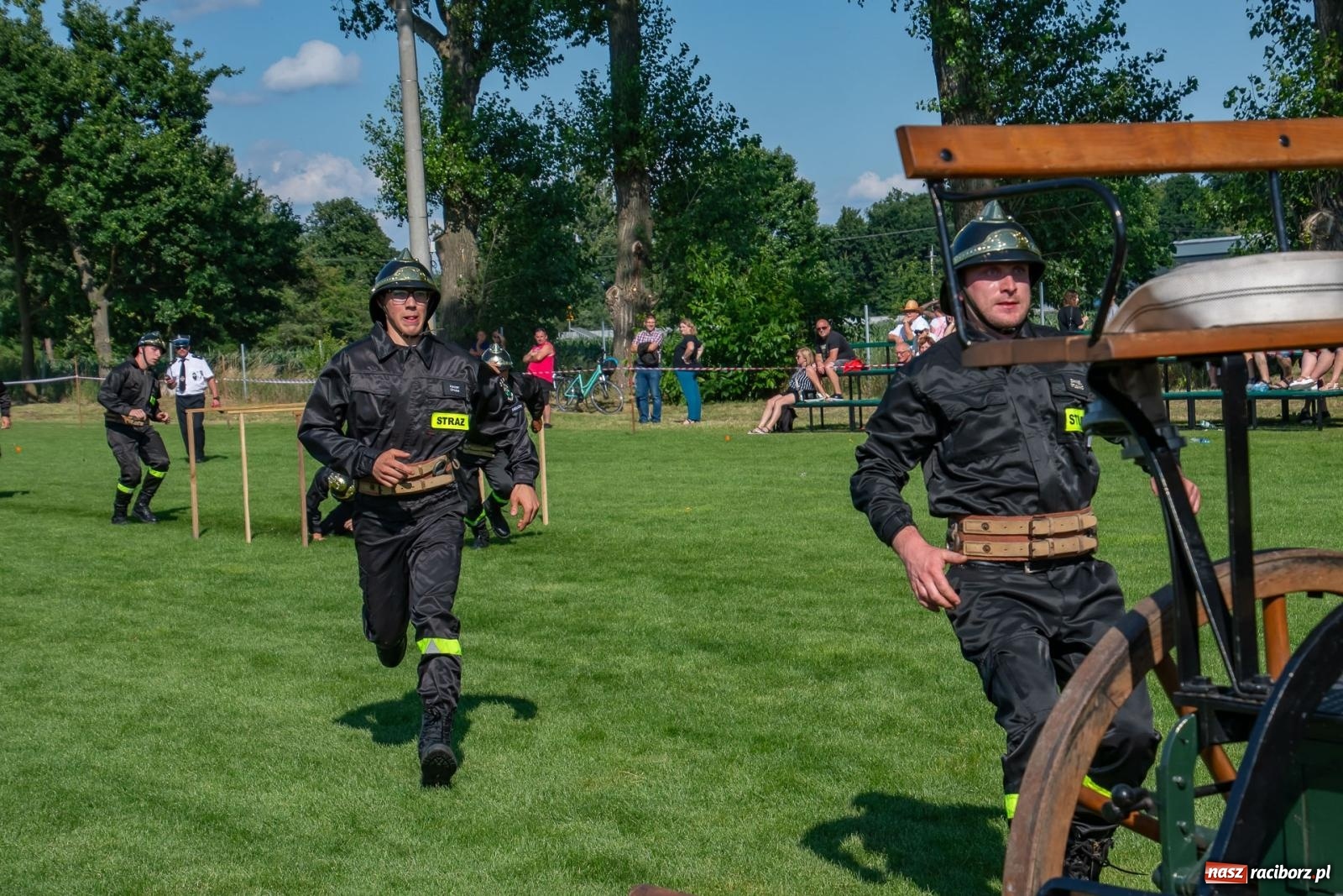 Zdjęcie w galerii na portalu naszraciborz.pl: Tradycja, rywalizacja i historia – Międzynarodowe Zawody Sikawek Konnych o Puchar Wójta Gminy Krzyżanowice w Bieńkowicach [FOTO i WIDEO] wiadomości z regionu