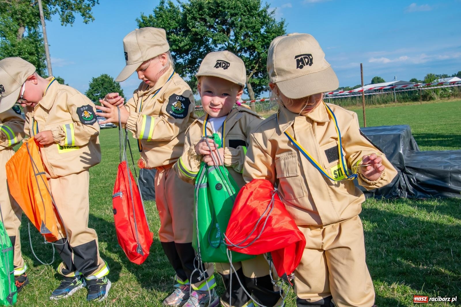 Zdjęcie w galerii na portalu naszraciborz.pl: Tradycja, rywalizacja i historia – Międzynarodowe Zawody Sikawek Konnych o Puchar Wójta Gminy Krzyżanowice w Bieńkowicach [FOTO i WIDEO] wiadomości z regionu
