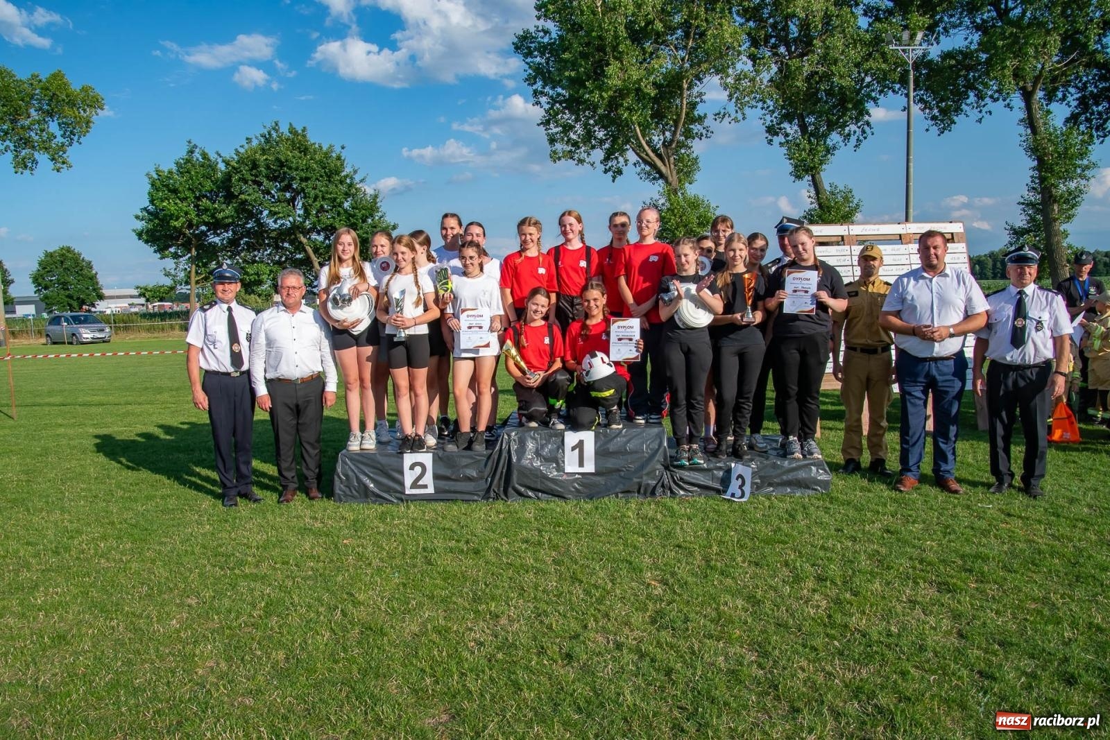 Zdjęcie w galerii na portalu naszraciborz.pl: Tradycja, rywalizacja i historia – Międzynarodowe Zawody Sikawek Konnych o Puchar Wójta Gminy Krzyżanowice w Bieńkowicach [FOTO i WIDEO] wiadomości z regionu