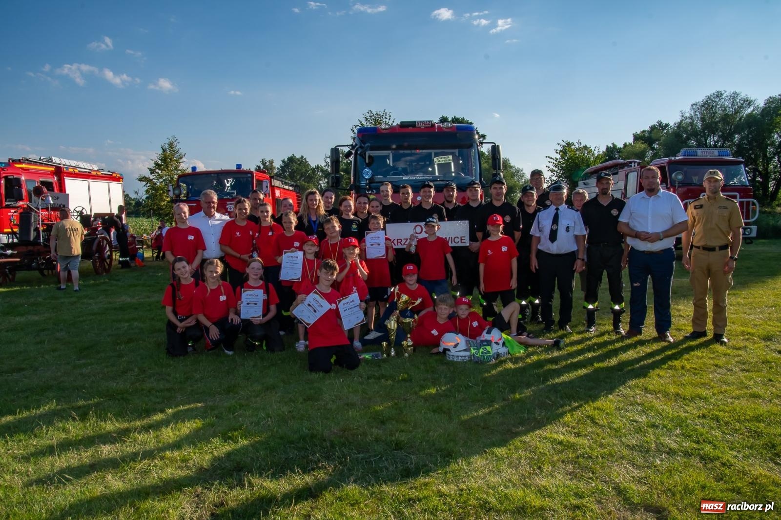 Zdjęcie w galerii na portalu naszraciborz.pl: Tradycja, rywalizacja i historia – Międzynarodowe Zawody Sikawek Konnych o Puchar Wójta Gminy Krzyżanowice w Bieńkowicach [FOTO i WIDEO] wiadomości z regionu