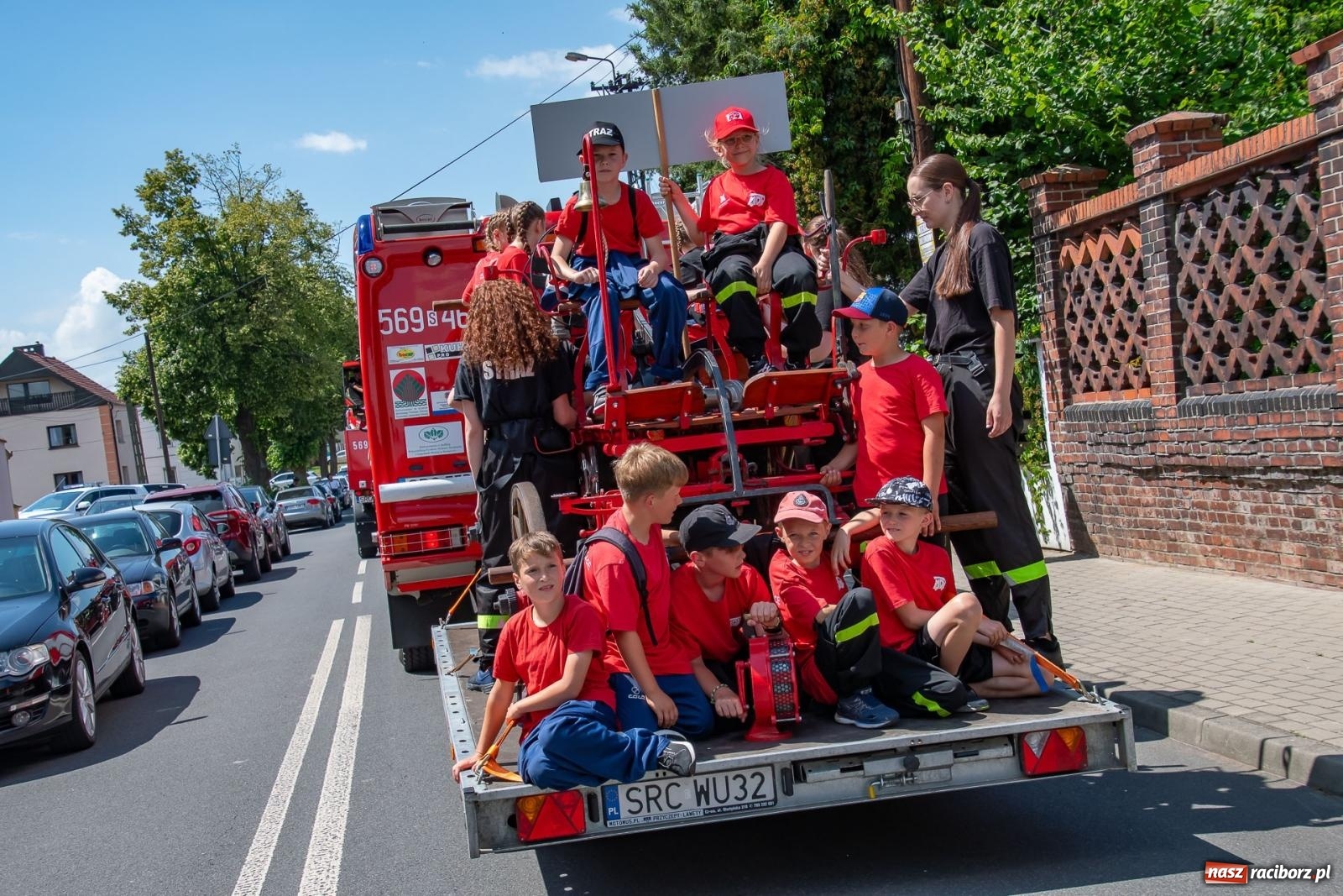 Zdjęcie w galerii na portalu naszraciborz.pl: Tradycja, rywalizacja i historia – Międzynarodowe Zawody Sikawek Konnych o Puchar Wójta Gminy Krzyżanowice w Bieńkowicach [FOTO i WIDEO] wiadomości z regionu
