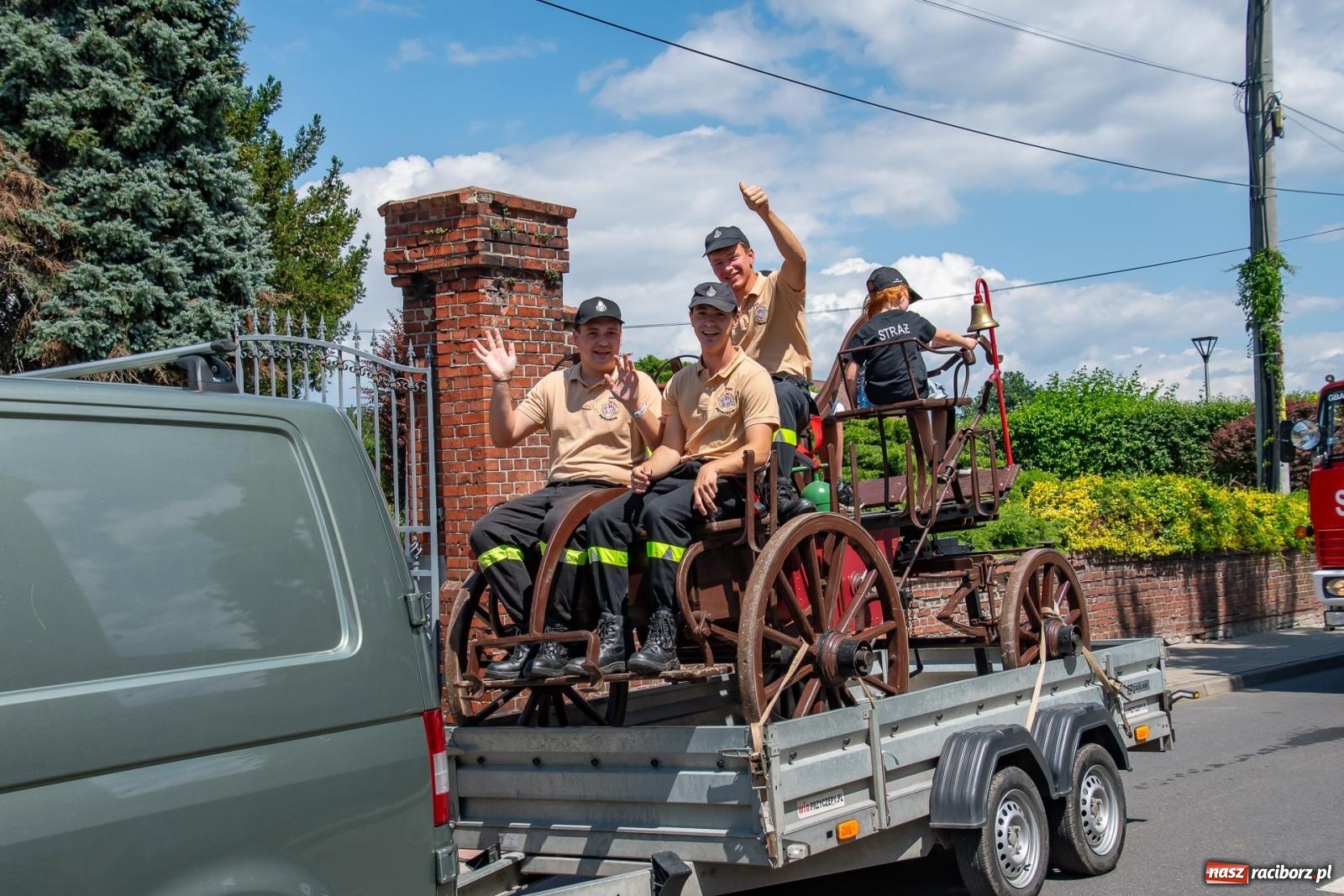 Zdjęcie w galerii na portalu naszraciborz.pl: Tradycja, rywalizacja i historia – Międzynarodowe Zawody Sikawek Konnych o Puchar Wójta Gminy Krzyżanowice w Bieńkowicach [FOTO i WIDEO] wiadomości z regionu