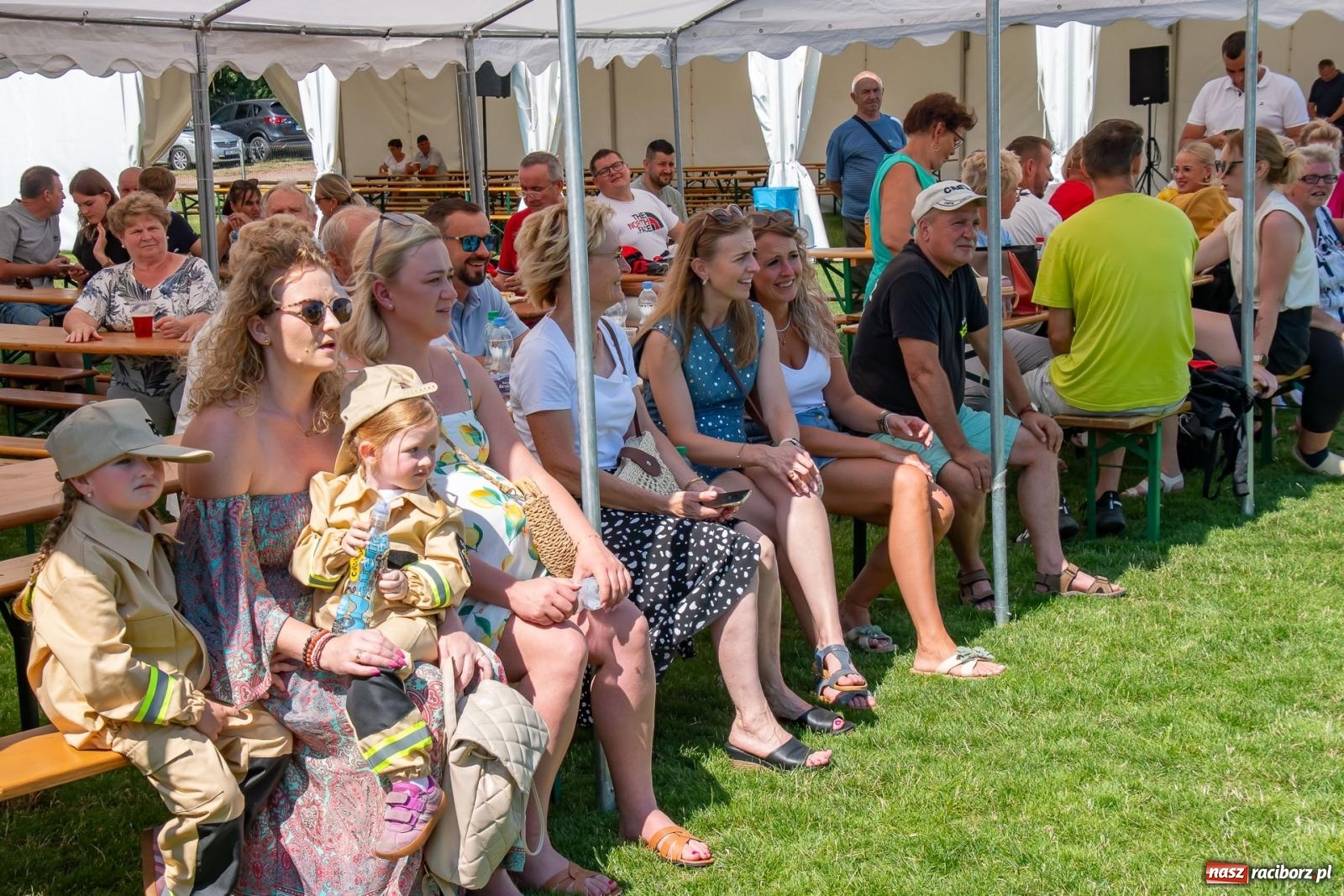 Zdjęcie w galerii na portalu naszraciborz.pl: Tradycja, rywalizacja i historia – Międzynarodowe Zawody Sikawek Konnych o Puchar Wójta Gminy Krzyżanowice w Bieńkowicach [FOTO i WIDEO] wiadomości z regionu