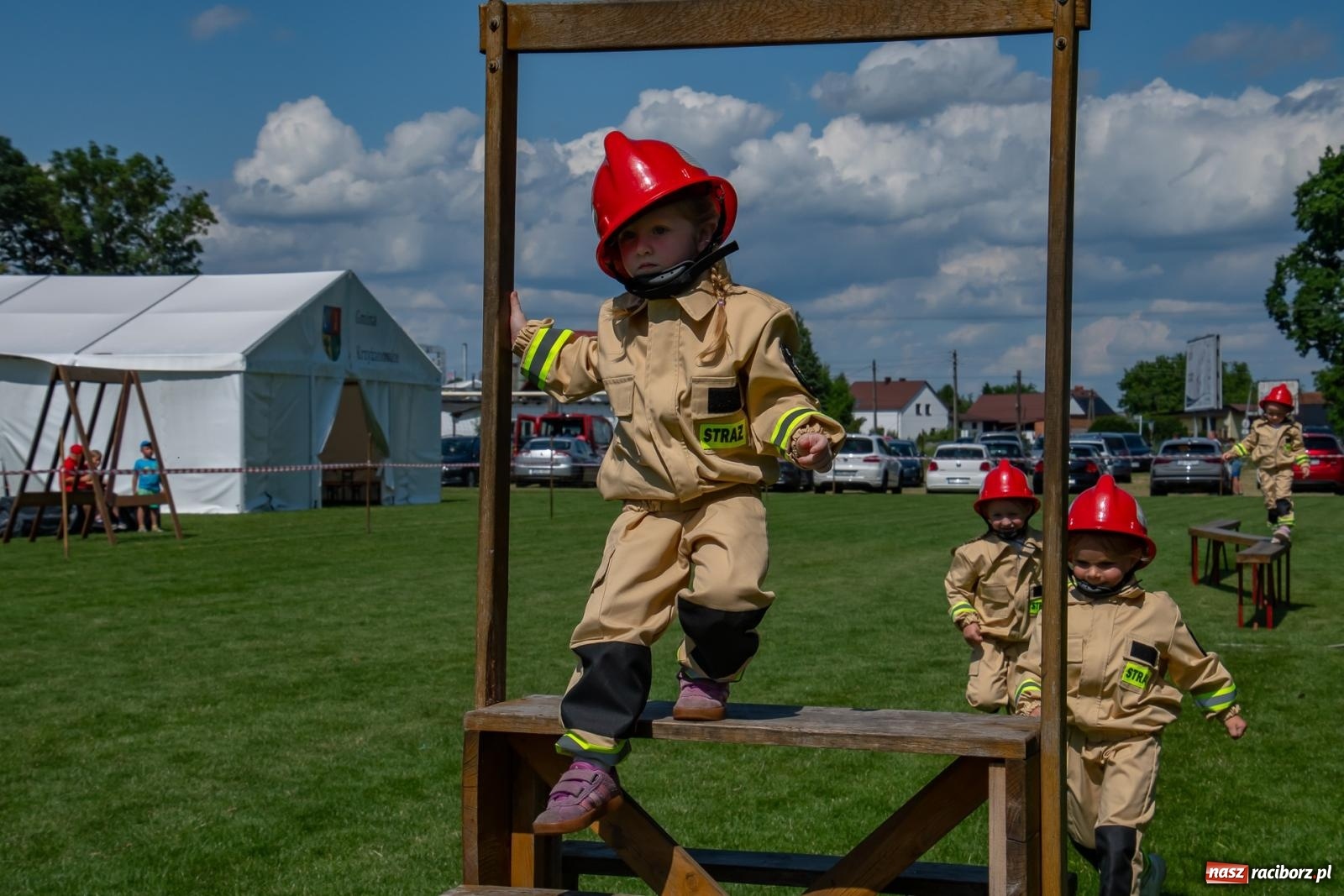 Zdjęcie w galerii na portalu naszraciborz.pl: Tradycja, rywalizacja i historia – Międzynarodowe Zawody Sikawek Konnych o Puchar Wójta Gminy Krzyżanowice w Bieńkowicach [FOTO i WIDEO] wiadomości z regionu