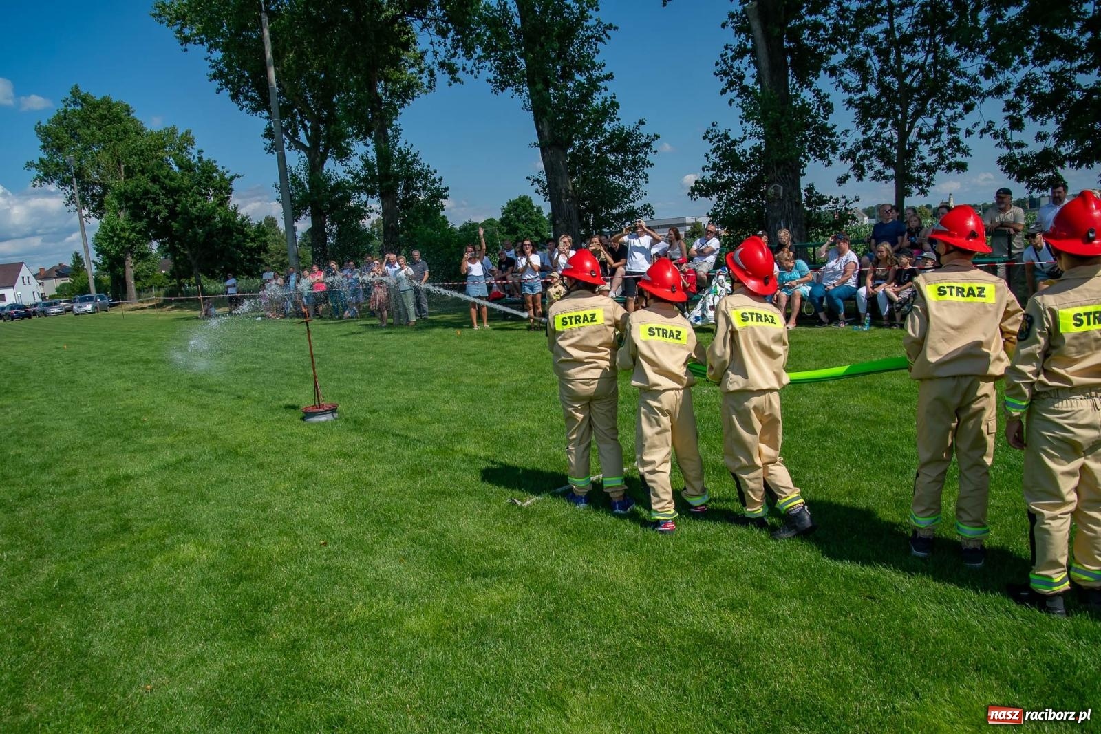 Zdjęcie w galerii na portalu naszraciborz.pl: Tradycja, rywalizacja i historia – Międzynarodowe Zawody Sikawek Konnych o Puchar Wójta Gminy Krzyżanowice w Bieńkowicach [FOTO i WIDEO] wiadomości z regionu