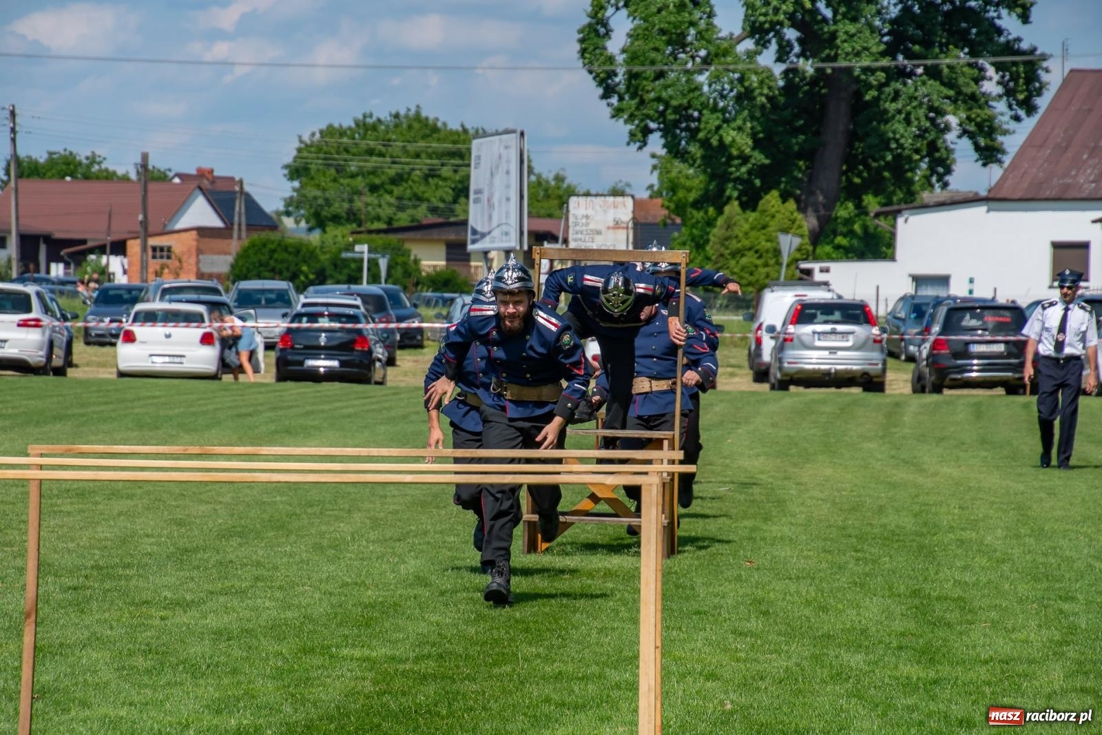 Zdjęcie w galerii na portalu naszraciborz.pl: Tradycja, rywalizacja i historia – Międzynarodowe Zawody Sikawek Konnych o Puchar Wójta Gminy Krzyżanowice w Bieńkowicach [FOTO i WIDEO] wiadomości z regionu