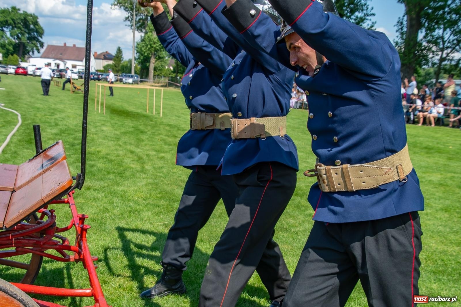 Zdjęcie w galerii na portalu naszraciborz.pl: Tradycja, rywalizacja i historia – Międzynarodowe Zawody Sikawek Konnych o Puchar Wójta Gminy Krzyżanowice w Bieńkowicach [FOTO i WIDEO] wiadomości z regionu