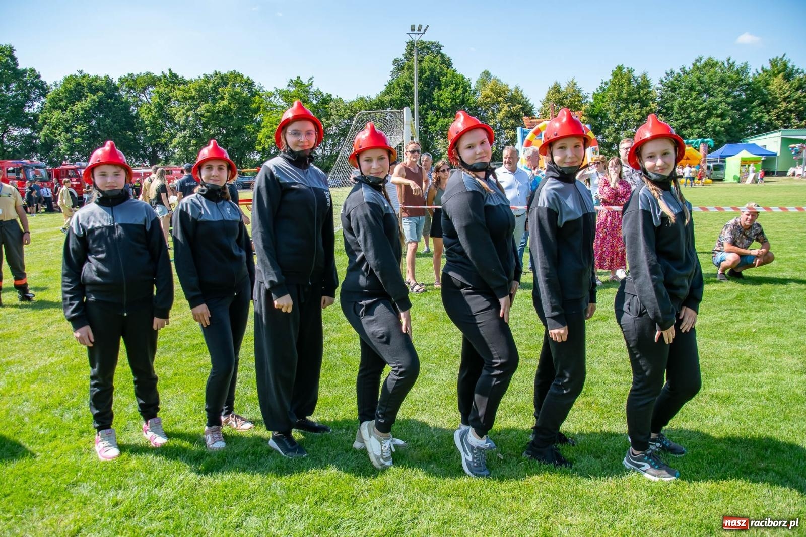 Zdjęcie w galerii na portalu naszraciborz.pl: Tradycja, rywalizacja i historia – Międzynarodowe Zawody Sikawek Konnych o Puchar Wójta Gminy Krzyżanowice w Bieńkowicach [FOTO i WIDEO] wiadomości z regionu