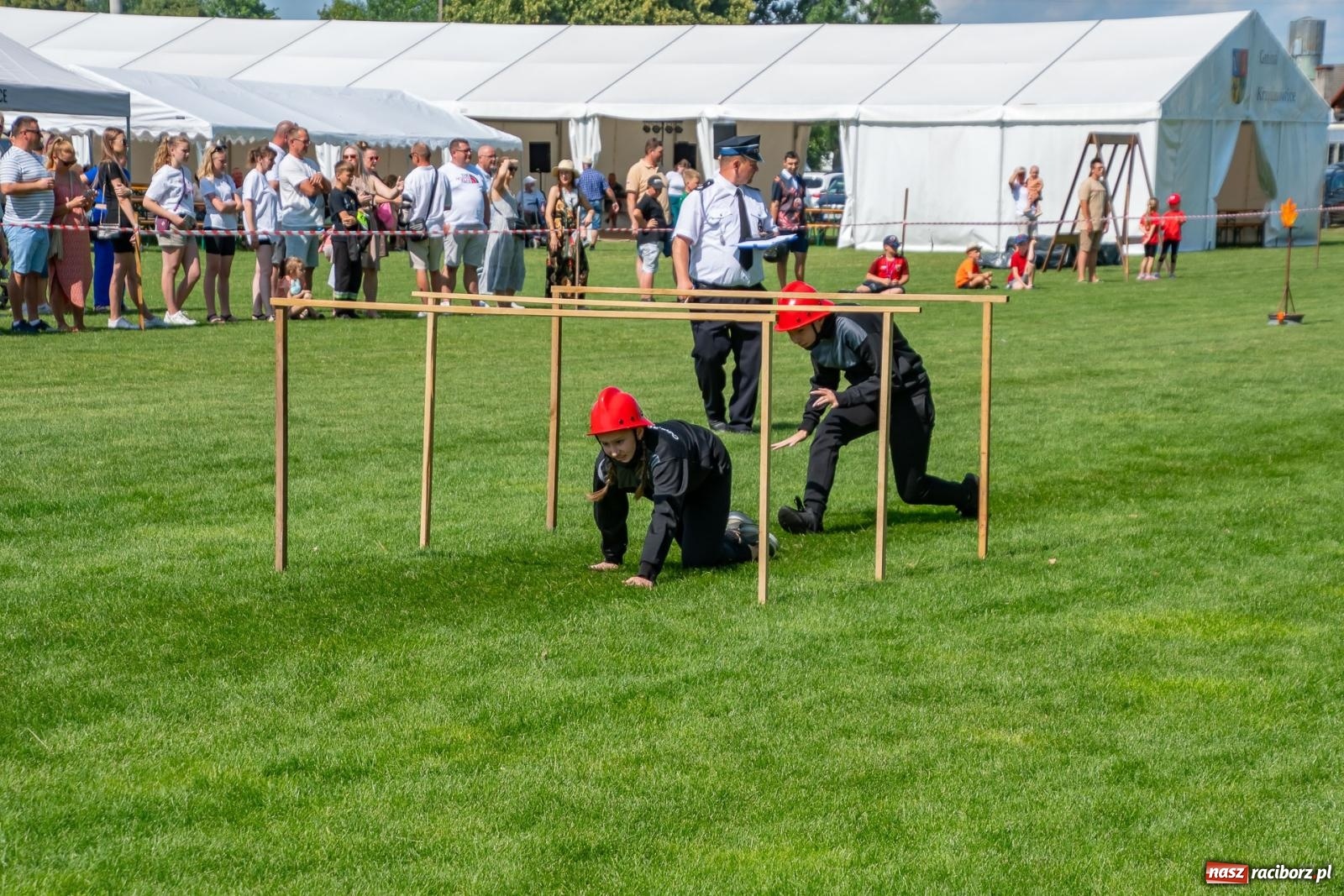 Zdjęcie w galerii na portalu naszraciborz.pl: Tradycja, rywalizacja i historia – Międzynarodowe Zawody Sikawek Konnych o Puchar Wójta Gminy Krzyżanowice w Bieńkowicach [FOTO i WIDEO] wiadomości z regionu