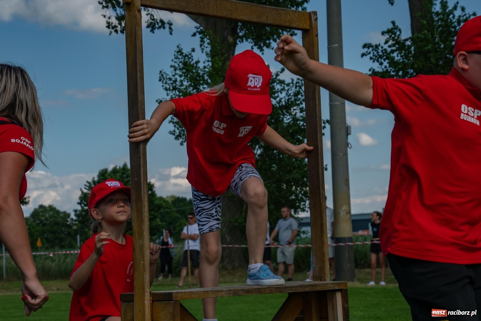 Zdjęcie w galerii na portalu naszraciborz.pl: Tradycja, rywalizacja i historia – Międzynarodowe Zawody Sikawek Konnych o Puchar Wójta Gminy Krzyżanowice w Bieńkowicach [FOTO i WIDEO] wiadomości z regionu