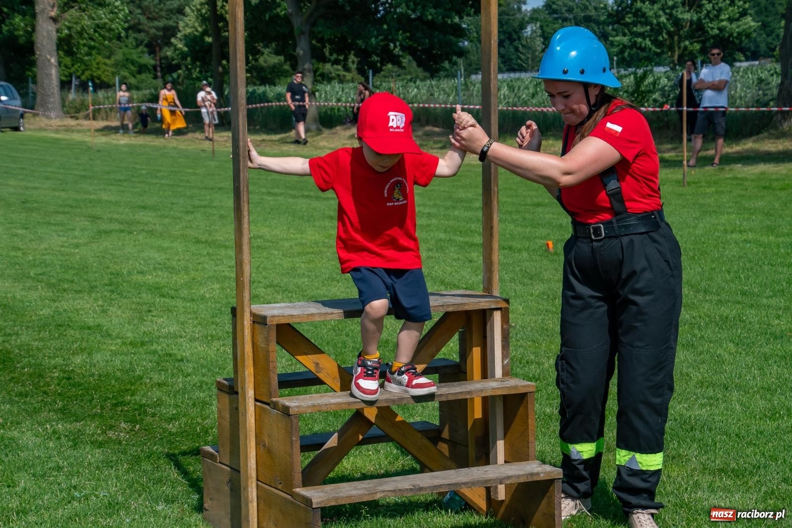 Zdjęcie w galerii na portalu naszraciborz.pl: Tradycja, rywalizacja i historia – Międzynarodowe Zawody Sikawek Konnych o Puchar Wójta Gminy Krzyżanowice w Bieńkowicach [FOTO i WIDEO] wiadomości z regionu