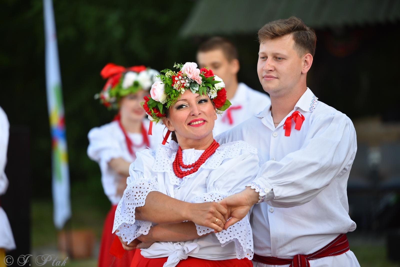Zdjęcie w galerii na portalu naszraciborz.pl: Magiczna noc świętojańska nad Babiczokiem – debiut Babic, Nędzy i Łężczoka w Festiwalu Górnej Odry wiadomości z regionu