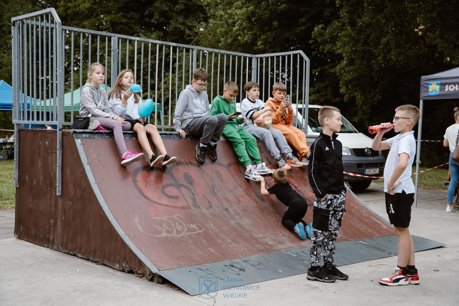 Zdjęcie w galerii na portalu naszraciborz.pl: Niezapomniany wieczór w Kornicach na bis: muzyka, ognisko i rzymscy legioniści wiadomości z regionu