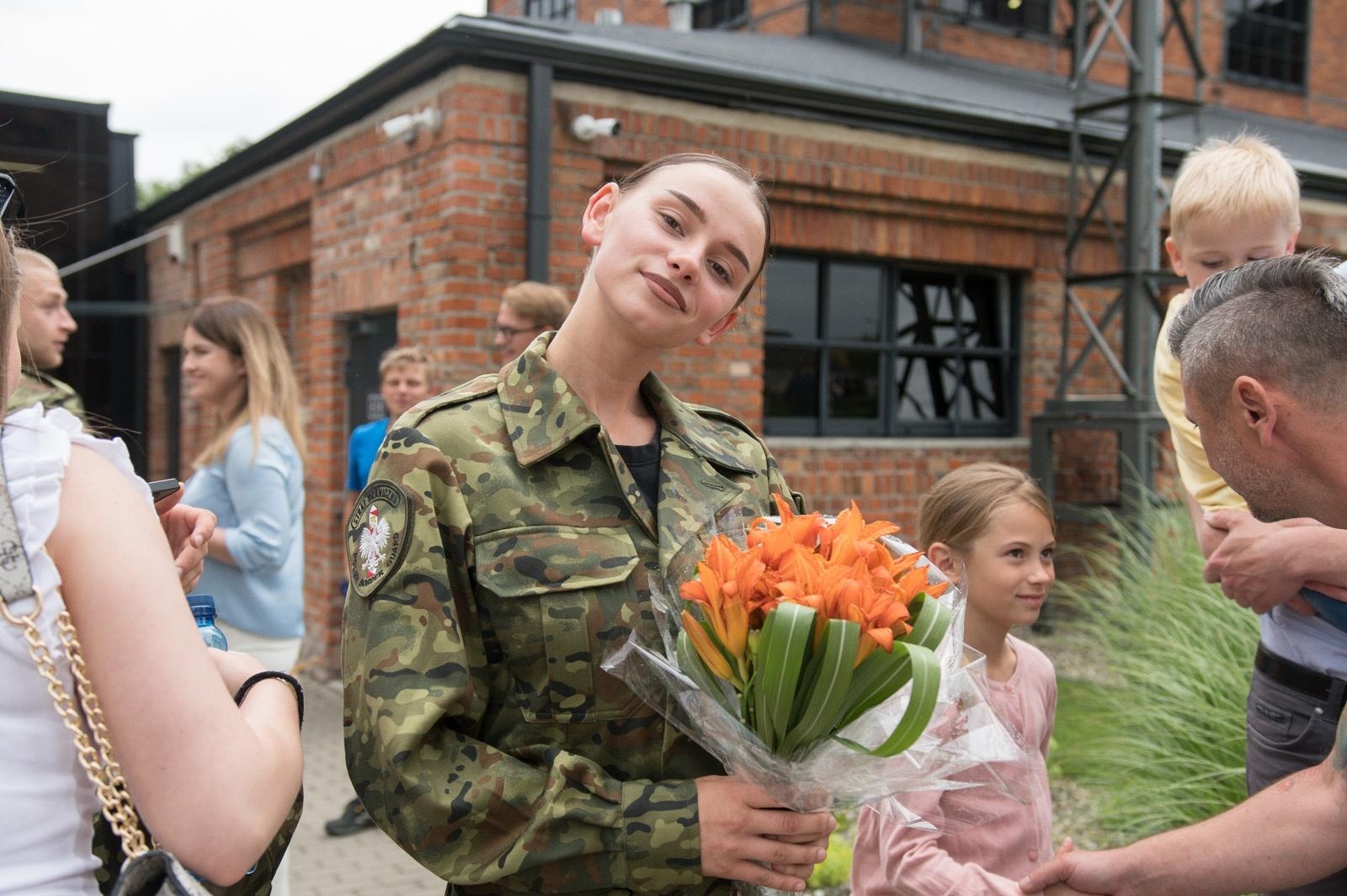 Zdjęcie w galerii na portalu naszraciborz.pl: Uroczyste ślubowanie nowych funkcjonariuszy Śląskiego Oddziału SG i otwarcie Grupy Zamiejscowej w Rybniku wiadomości z regionu
