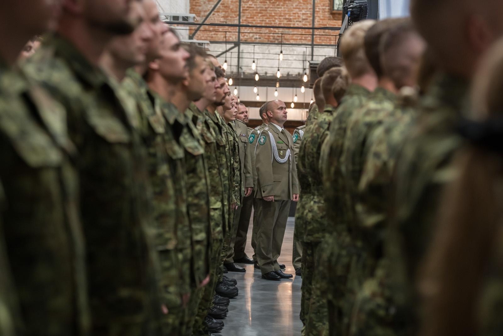 Zdjęcie w galerii na portalu naszraciborz.pl: Uroczyste ślubowanie nowych funkcjonariuszy Śląskiego Oddziału SG i otwarcie Grupy Zamiejscowej w Rybniku wiadomości z regionu