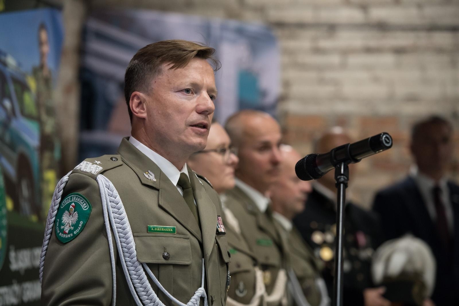 Zdjęcie w galerii na portalu naszraciborz.pl: Uroczyste ślubowanie nowych funkcjonariuszy Śląskiego Oddziału SG i otwarcie Grupy Zamiejscowej w Rybniku wiadomości z regionu