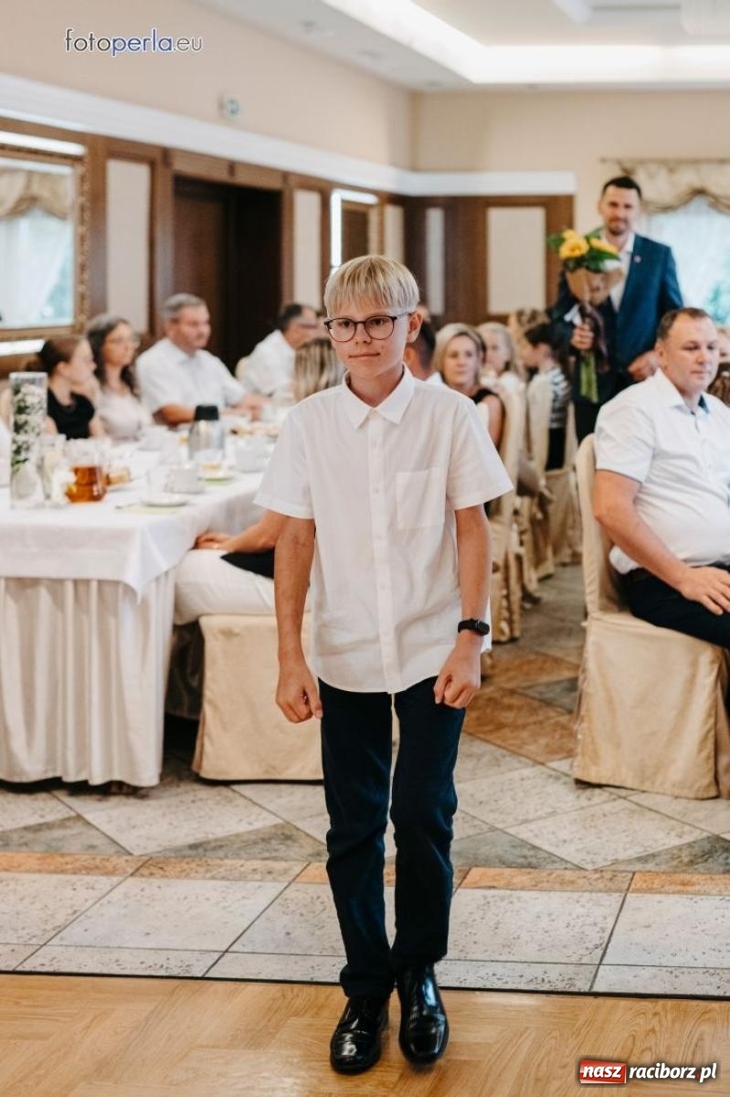 Zdjęcie w galerii na portalu naszraciborz.pl: Najzdolniejsi uczniowie z gminy Krzanowice nagrodzeni przez burmistrza wiadomości z regionu