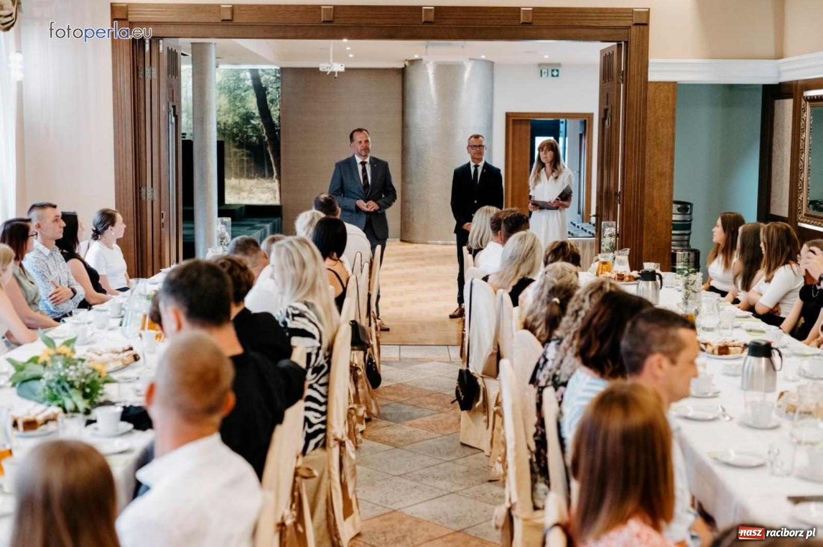 Zdjęcie w galerii na portalu naszraciborz.pl: Najzdolniejsi uczniowie z gminy Krzanowice nagrodzeni przez burmistrza wiadomości z regionu