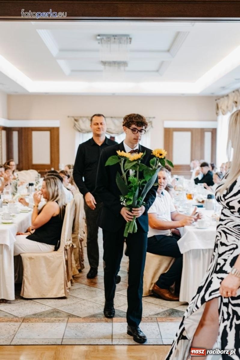 Zdjęcie w galerii na portalu naszraciborz.pl: Najzdolniejsi uczniowie z gminy Krzanowice nagrodzeni przez burmistrza wiadomości z regionu